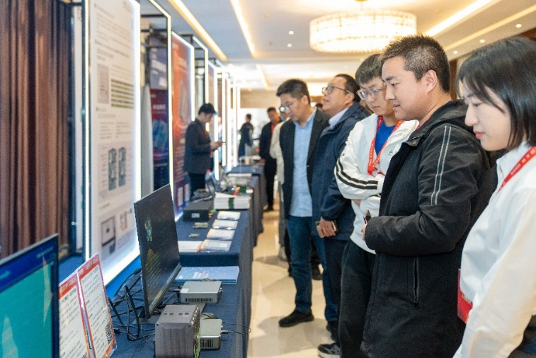 �й���������